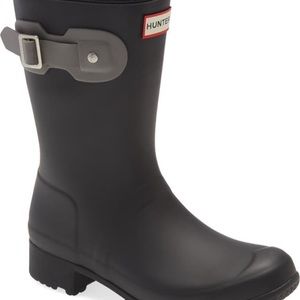 Hunter Original Tour Short Packable Rain Boot - size 8